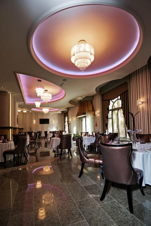 Grand Hotel Glorius Mako Exterior photo