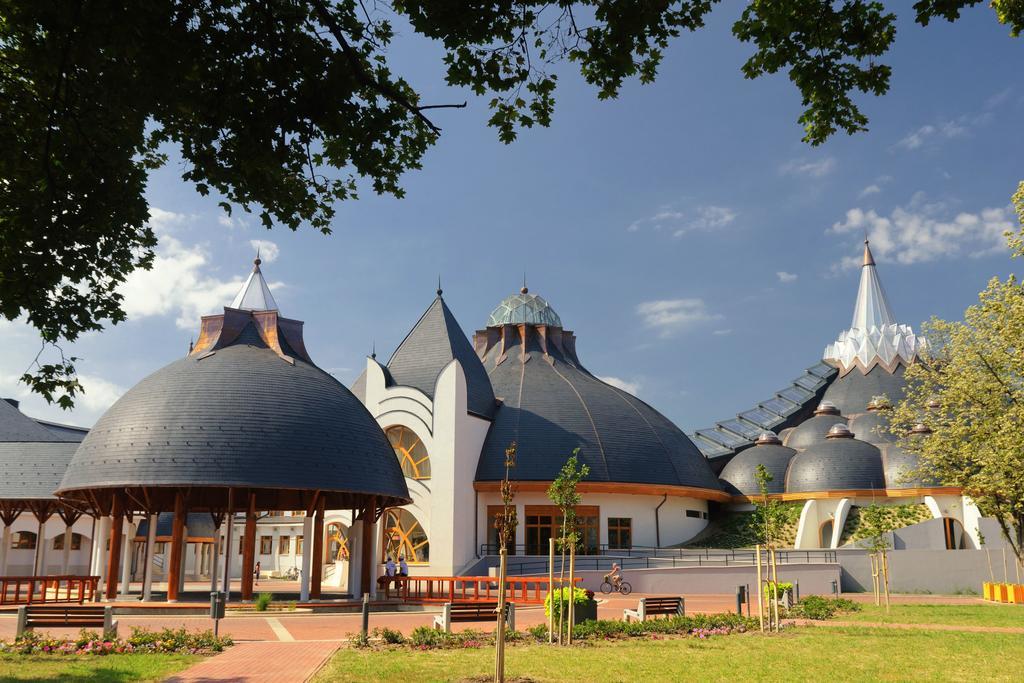 Grand Hotel Glorius Mako Exterior photo